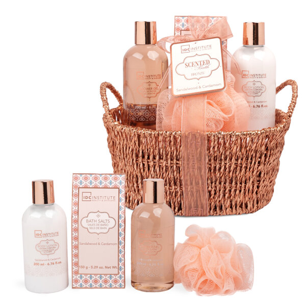IDC Scented Bath Bronze Korb  4 teilig - Shower gel 200 ml , Bodylotion 200ml Badesalz 150g  Dusch/Badeschwamm Duftnote Sandelholz & Zimt